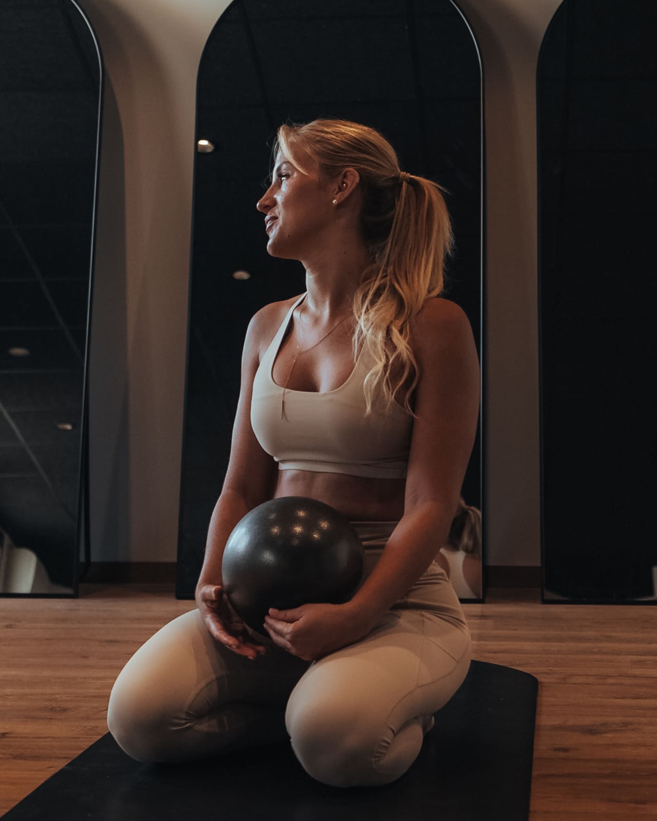 Dia Wellness Club — a-A7C04203