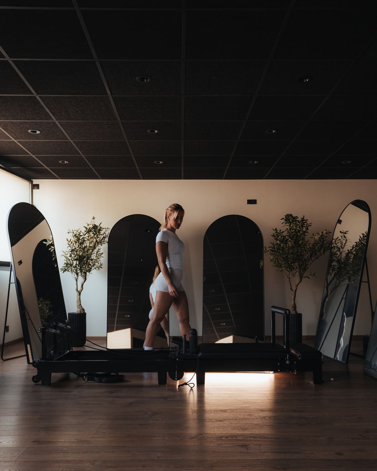 Dia Wellness Club — b-A7C04444