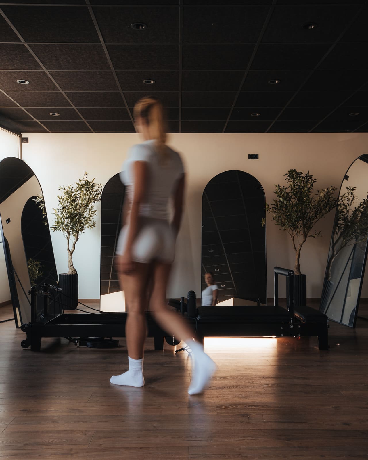 Dia Wellness Club — b-A7C04481