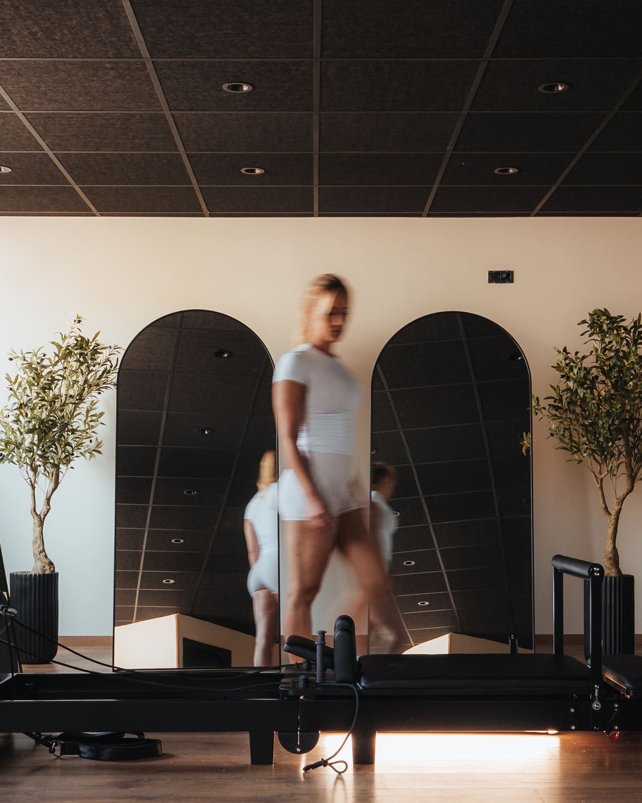 Dia Wellness Club — b-A7C04487