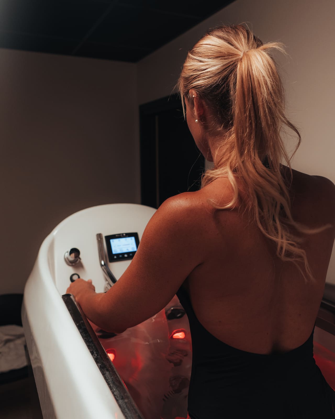 Dia Wellness Club — b-THI01274